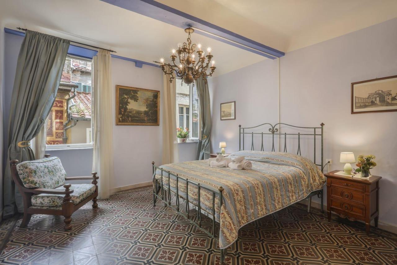 Rooms Corte Delle Uova Centro Storico Piazza San Michele Lucca Exterior photo