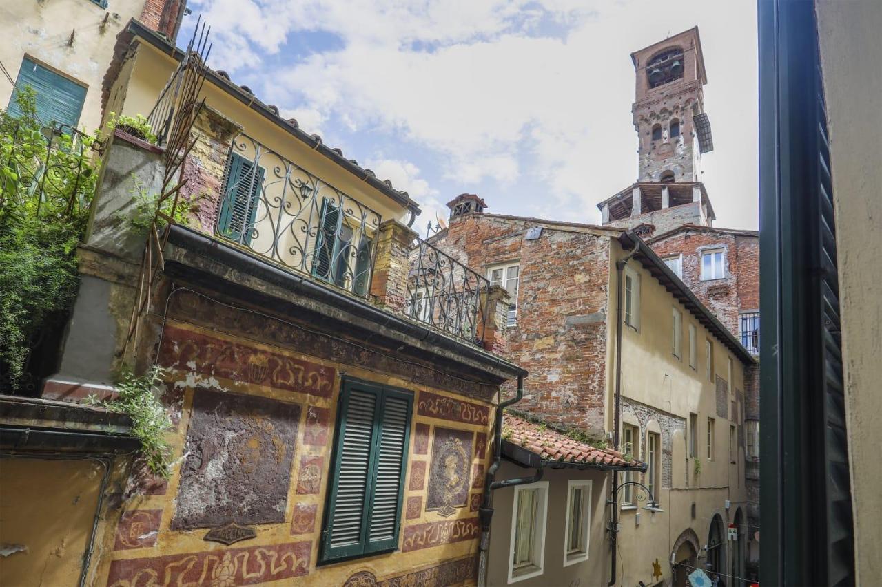 Rooms Corte Delle Uova Centro Storico Piazza San Michele Lucca Exterior photo