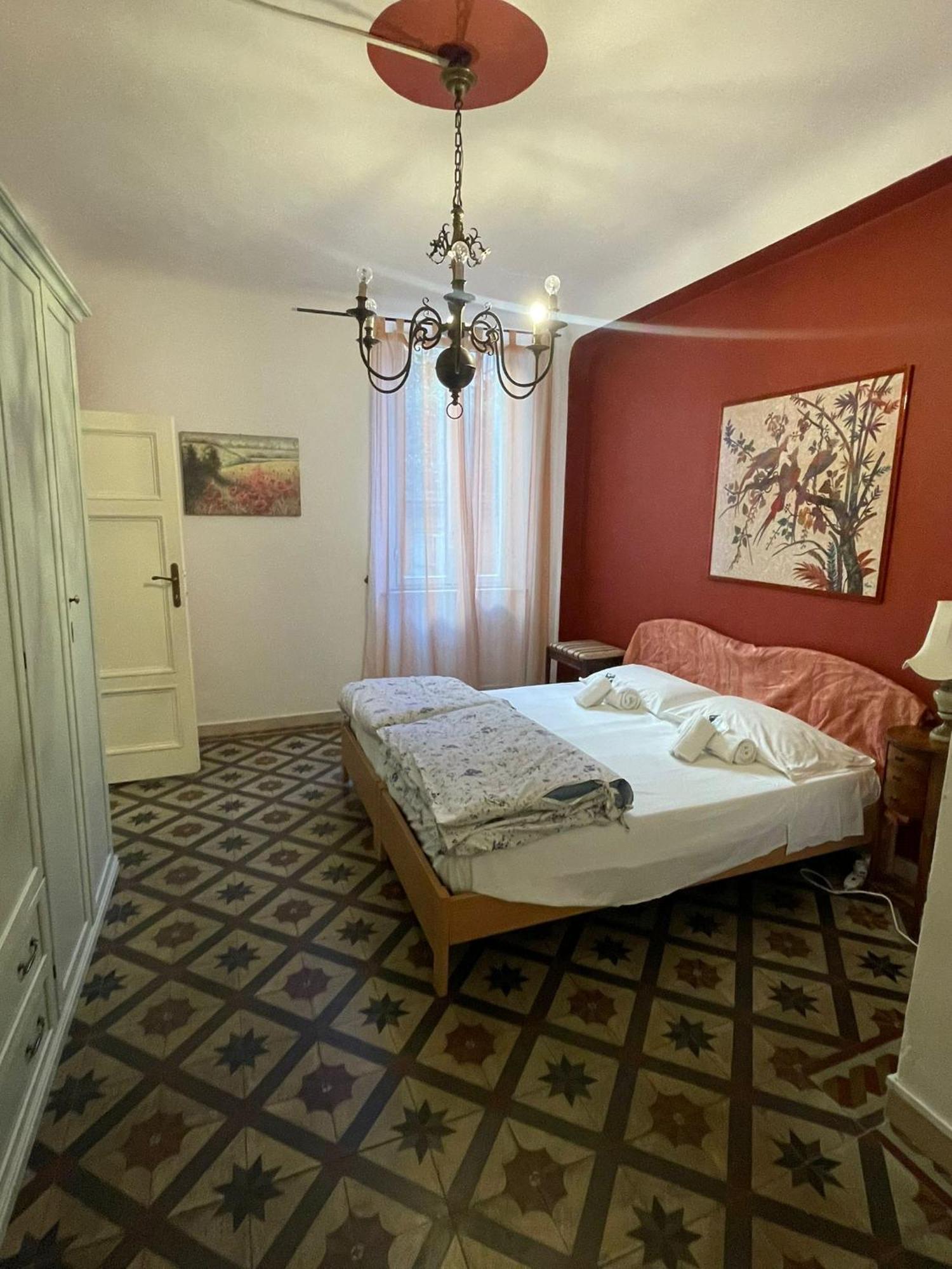 Rooms Corte Delle Uova Centro Storico Piazza San Michele Lucca Exterior photo